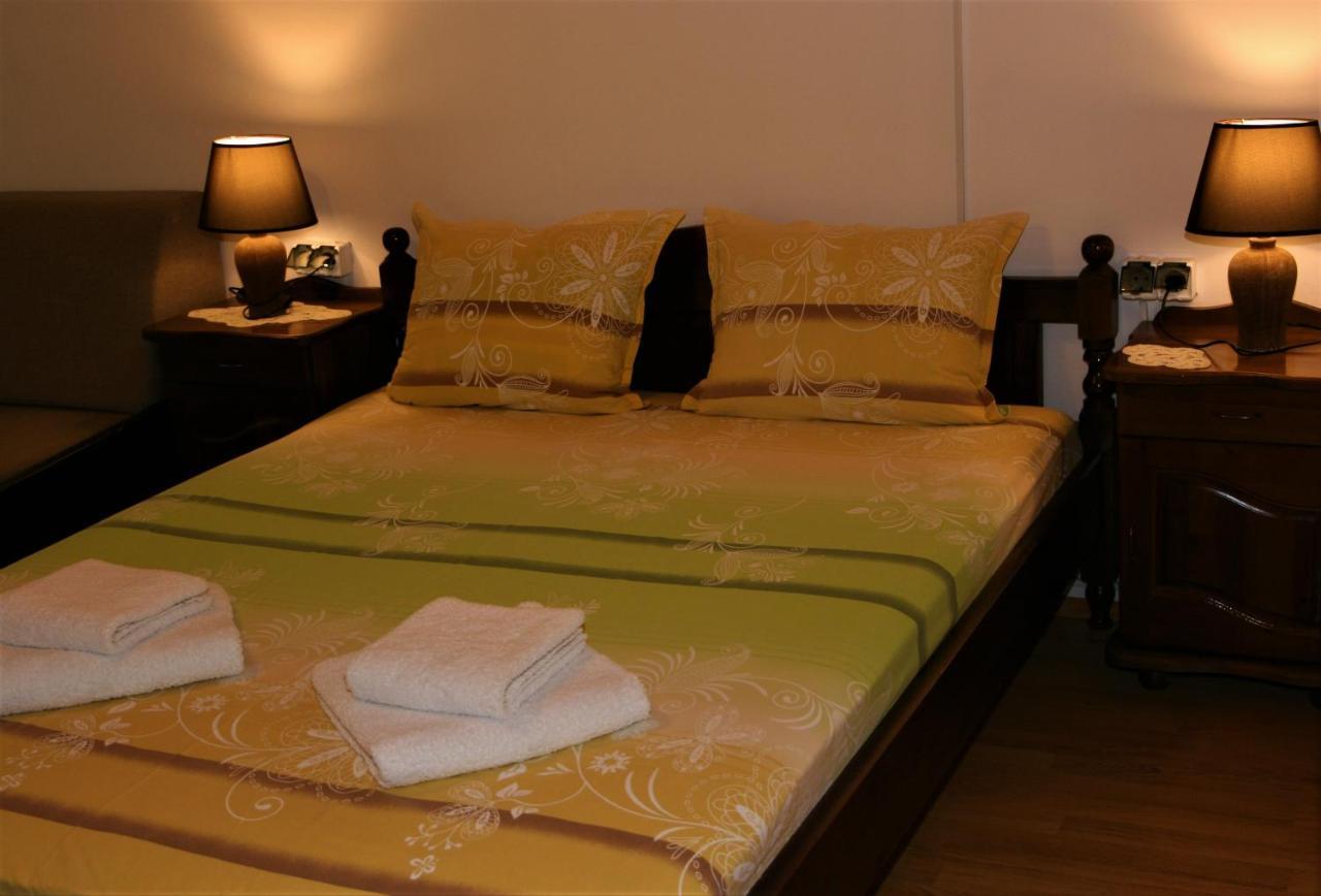 Къща Речен Шепот Hotel Kalofer Eksteriør billede