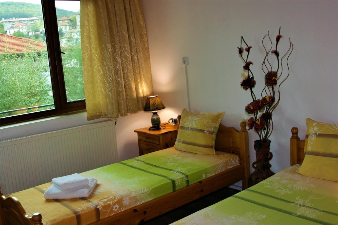 Къща Речен Шепот Hotel Kalofer Eksteriør billede