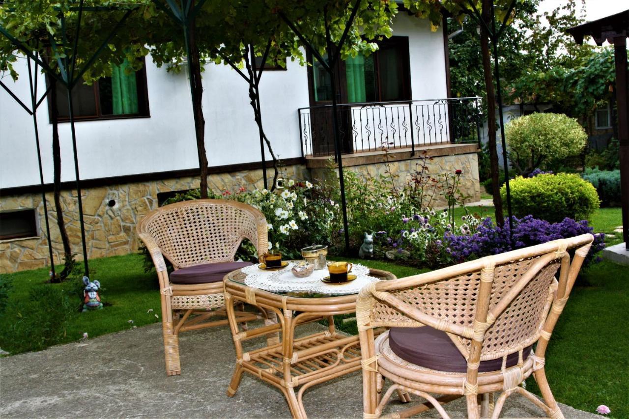 Къща Речен Шепот Hotel Kalofer Eksteriør billede