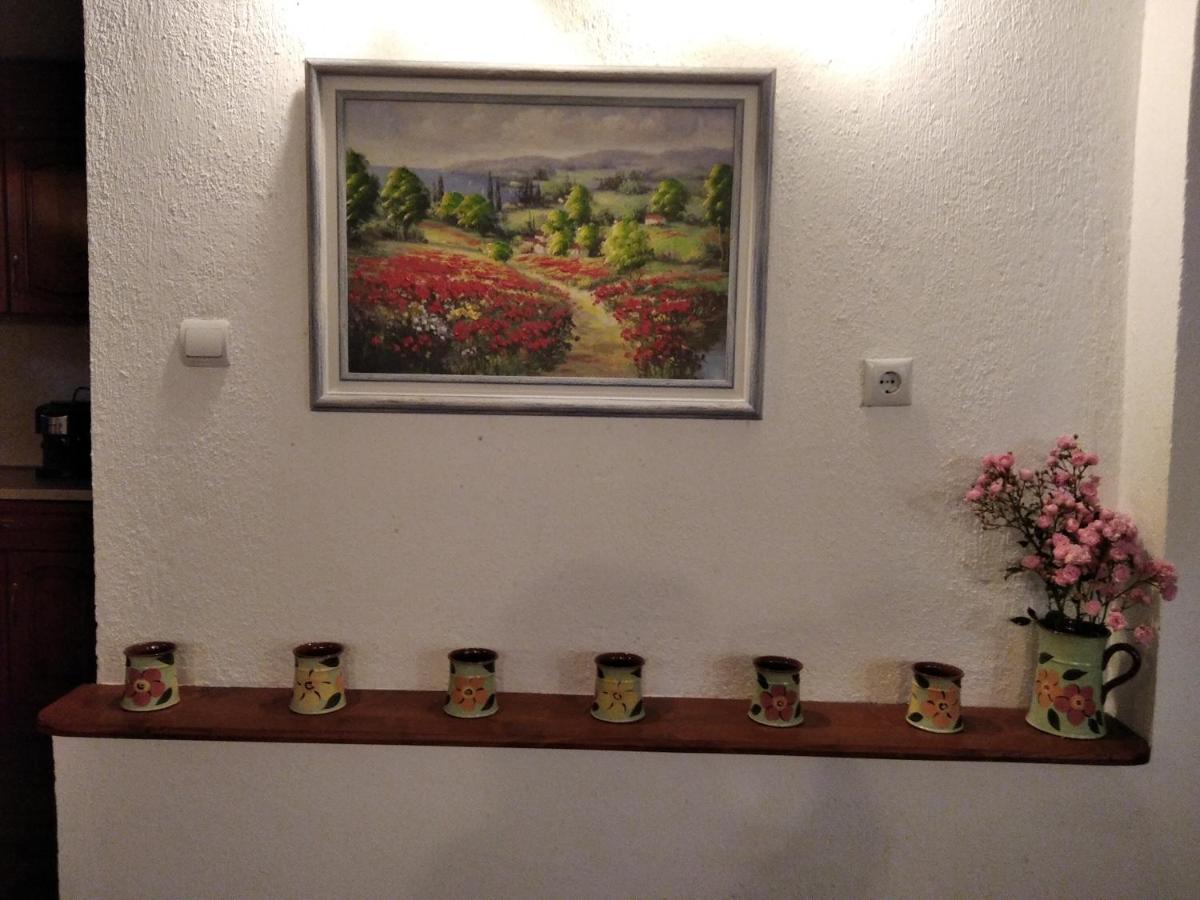 Къща Речен Шепот Hotel Kalofer Eksteriør billede